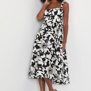 Lulus Amusing Charm White Floral Print Tie-back Midi Dress - Size M